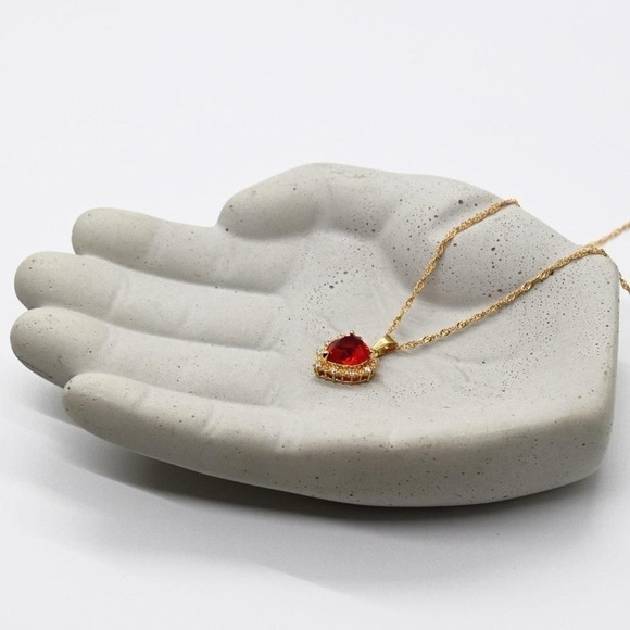 Vintage Inspired Red Heart Crystal Necklace - Picture 4 of 7